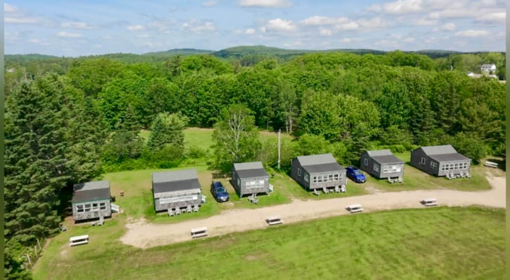 Pet friendly cabins sullivan maine