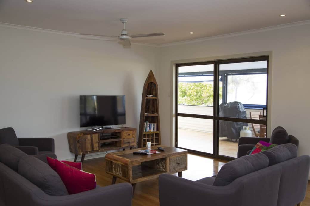 Apollo Jewel No4 - Lounge to Outside