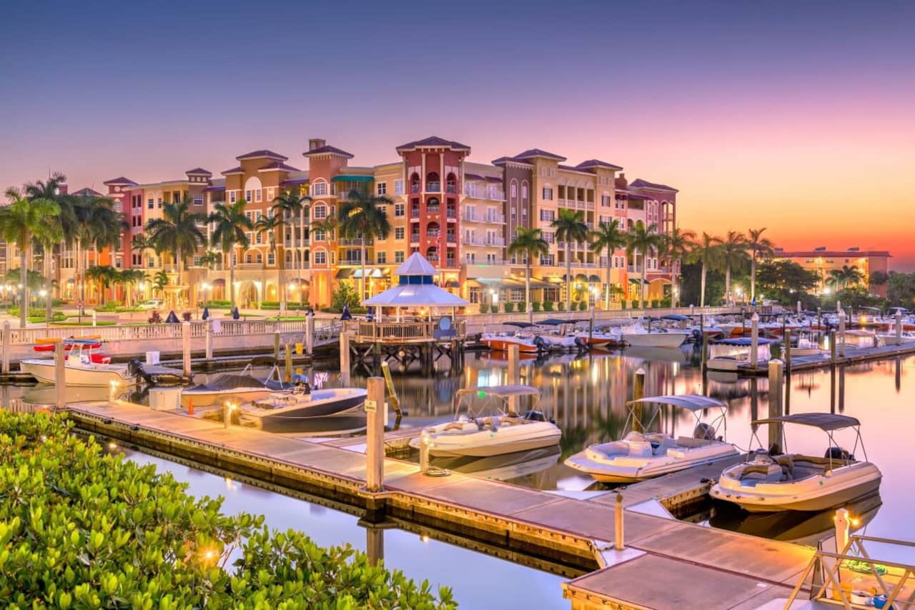 Naples Florida Marina: A Beautiful Sight Only a Short Drive from our Conods