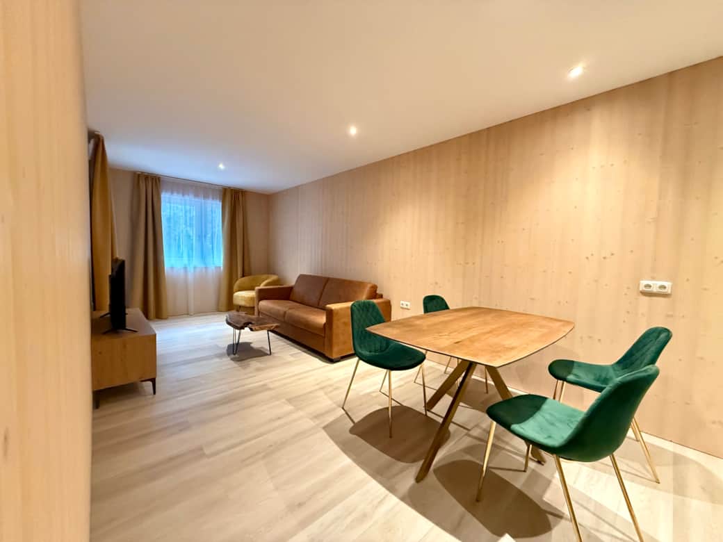 large living/dining area