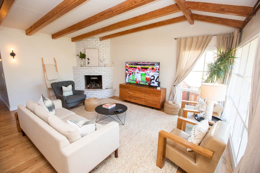 Living Room_pic 3
