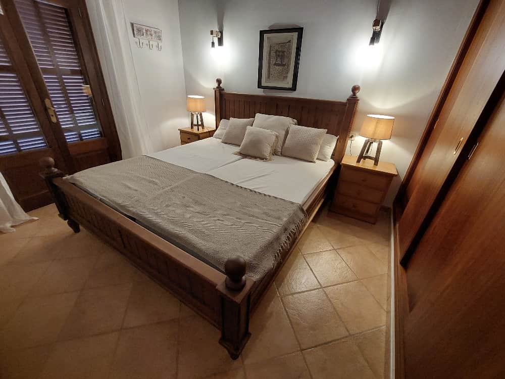 1. Schlafzimmer...
