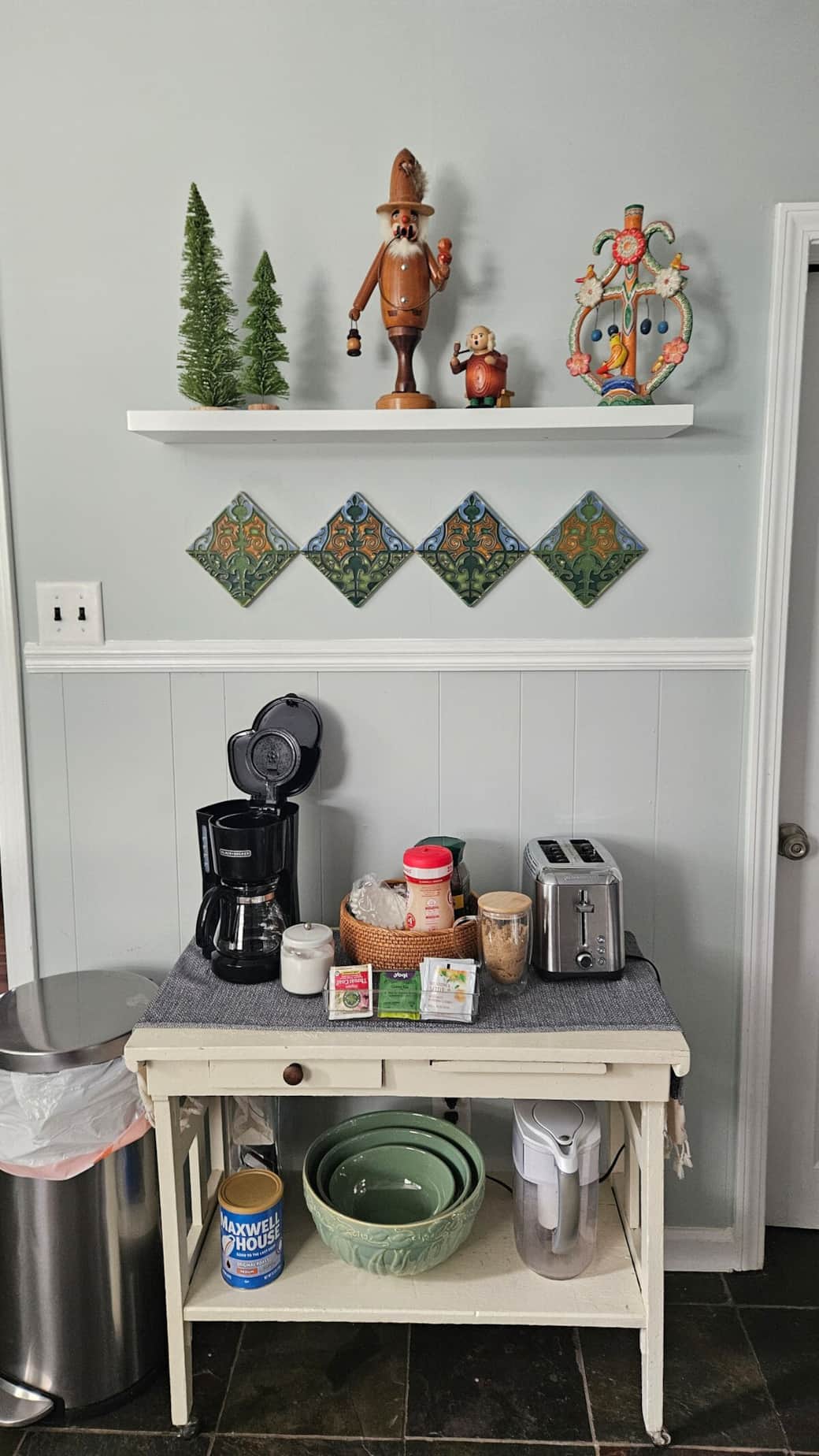 Coffee-Tea Bar with Seasonal Decoration