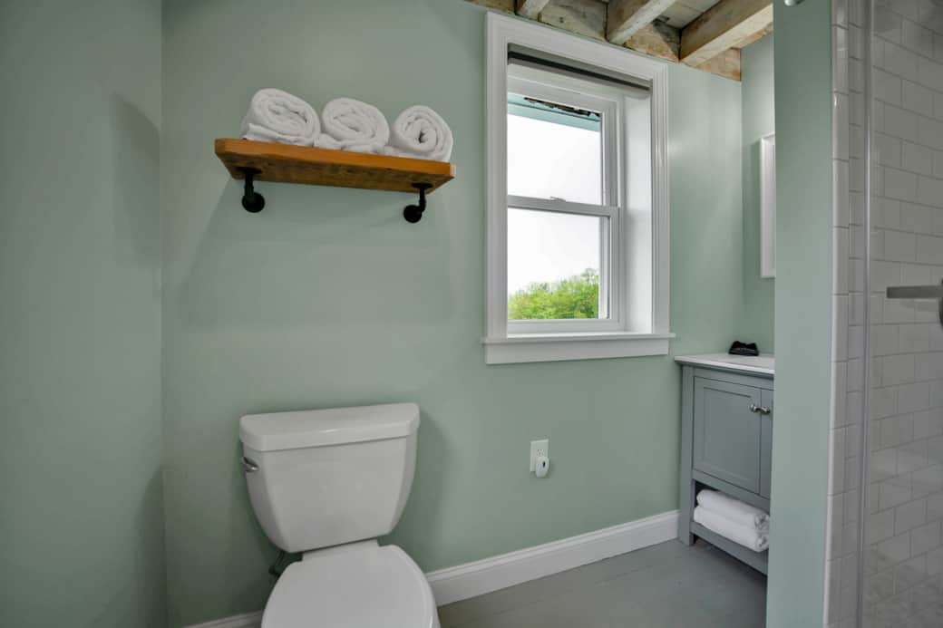 Bathroom 2, laundry, walk in shower, bathtub