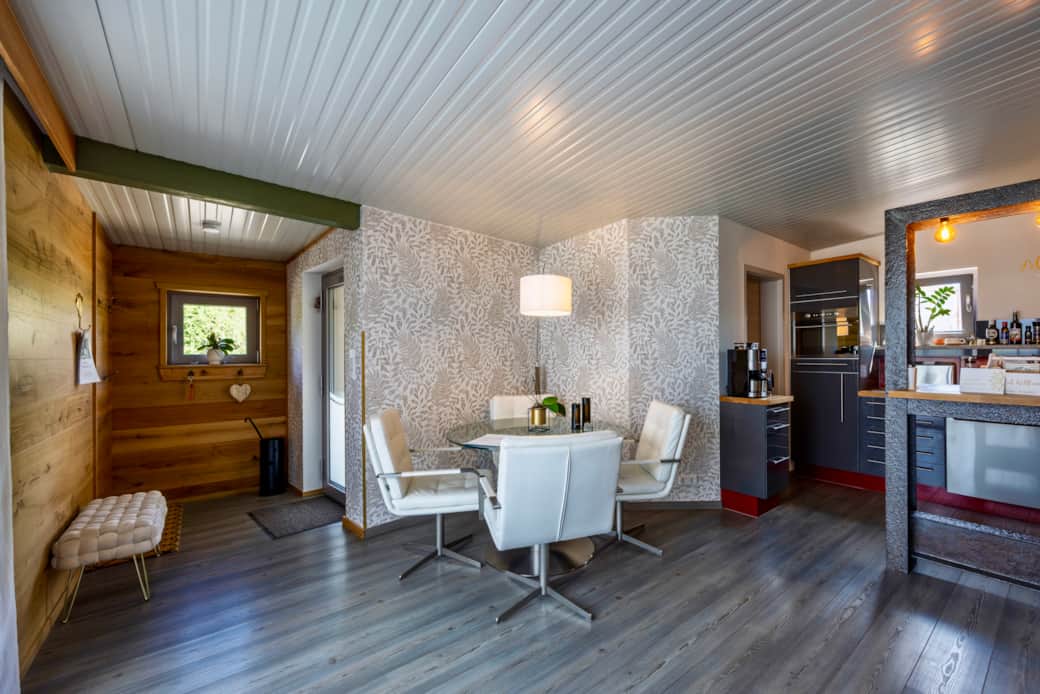 ferienwohnung-abendgold-wohnbereich-stoermthaler-see