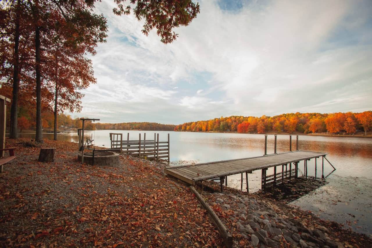 Hohman Lake Lakefront Cabins