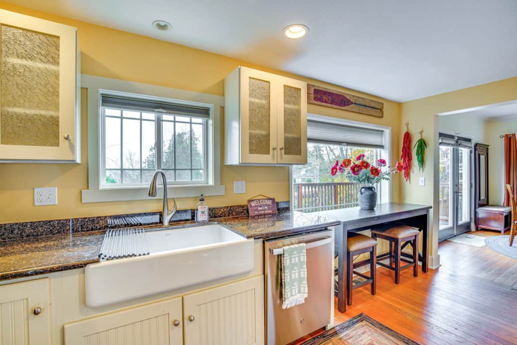 Kitchen 1