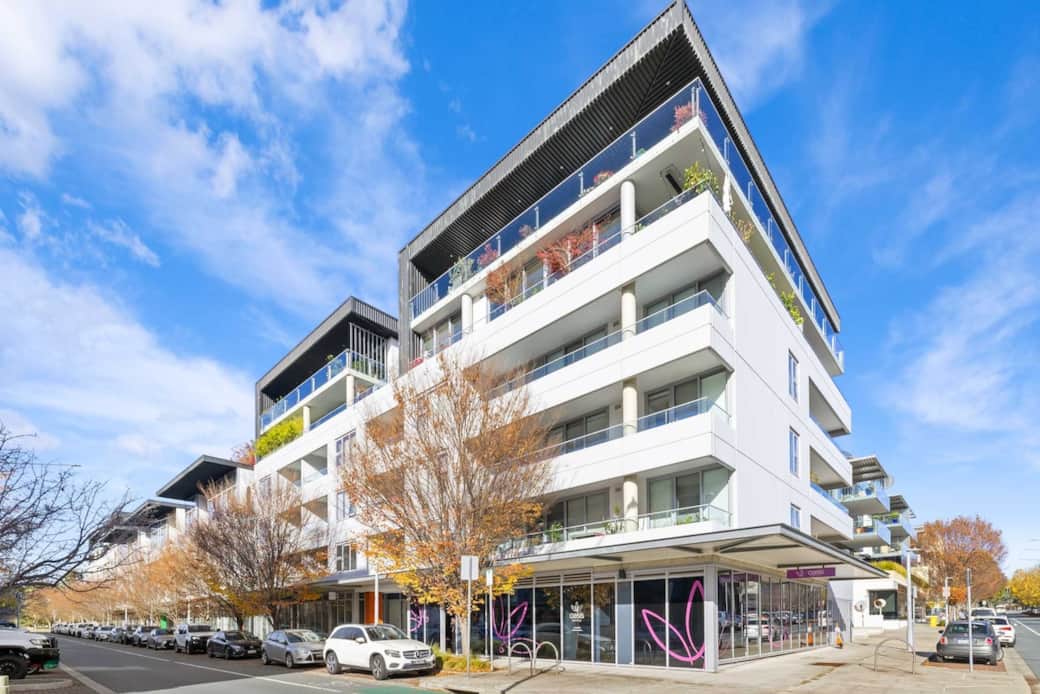 Stay in a beautifully designed, modern apartment building located in a vibrant, walkable neighborhood. Surrounded by shops, cafes, and public transport, it’s the perfect base for exploring the city with comfort, convenience, and effortless style.