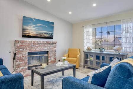 1c0423aa ff78 49b2 9719 4bc8af70252f