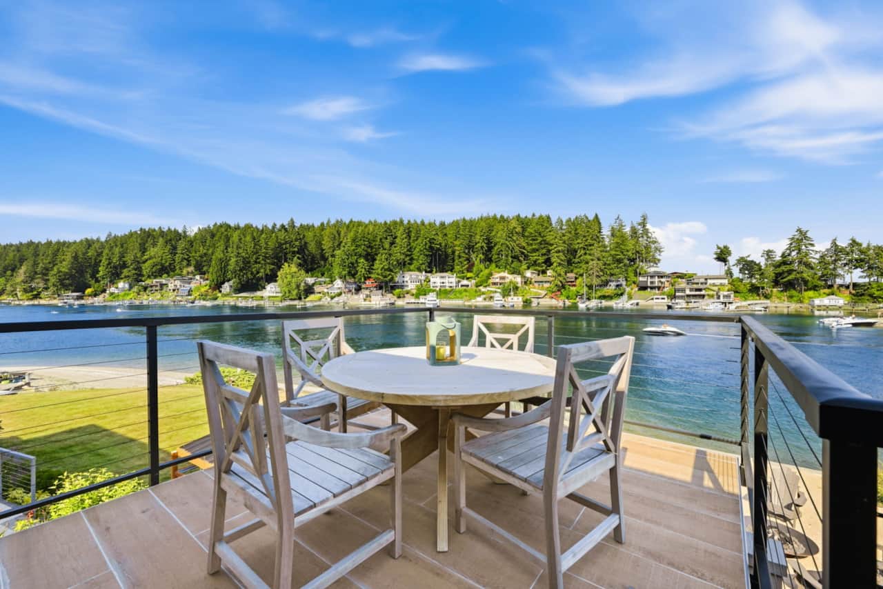 Balcony Dining Area With Panorama Harbor View