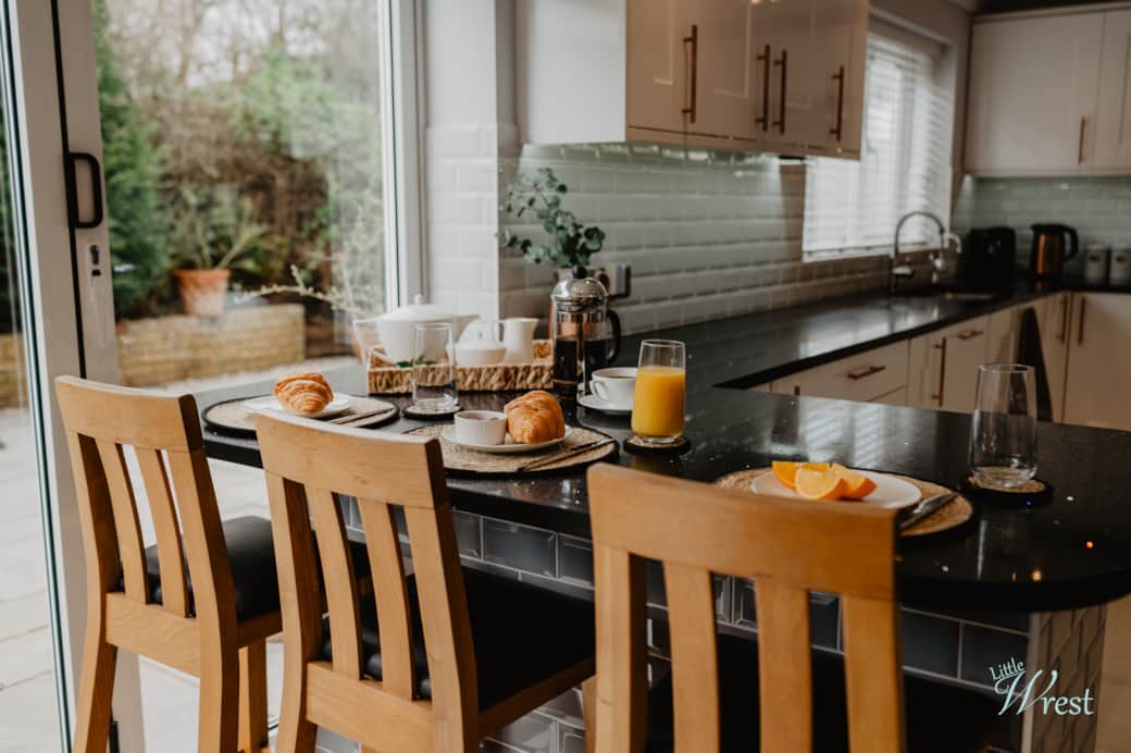 Breakfast Bar