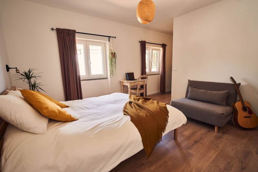 Barefoot Coliving Ericeira Fruity Garden room with queensize bed and private bathroom