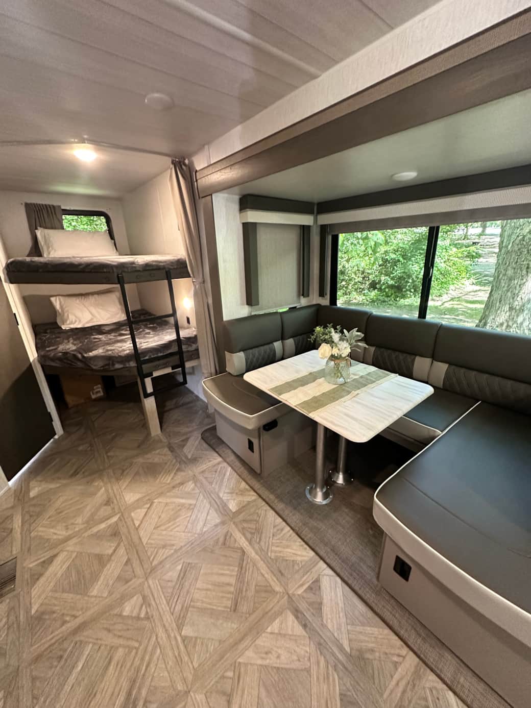 U-Shaped Dinette