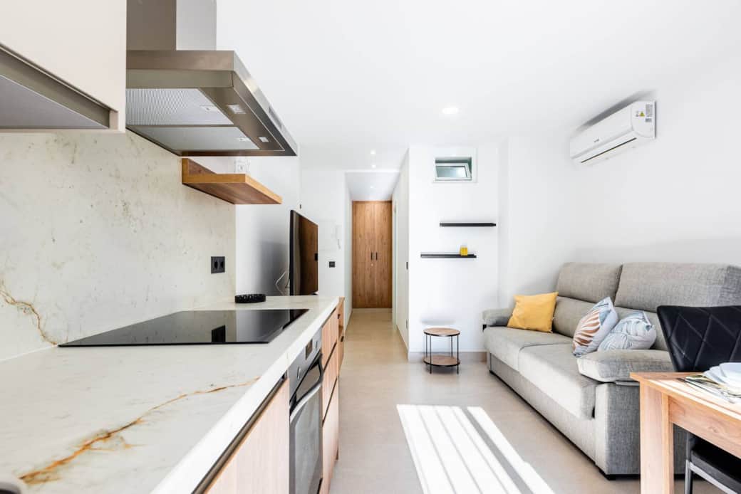 Cocina equipada apartamento turístico Nerja