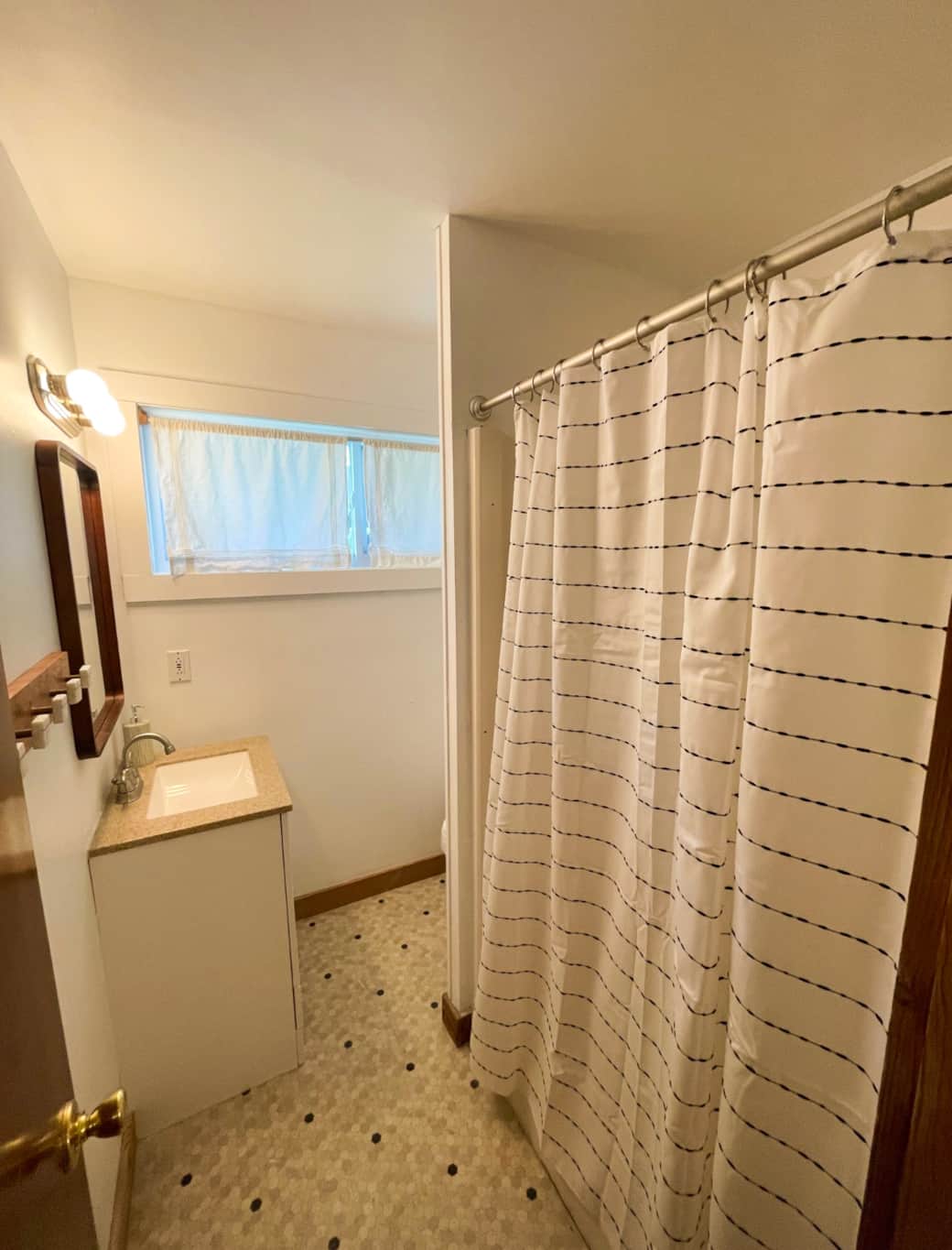 Bathroom 1 of 2