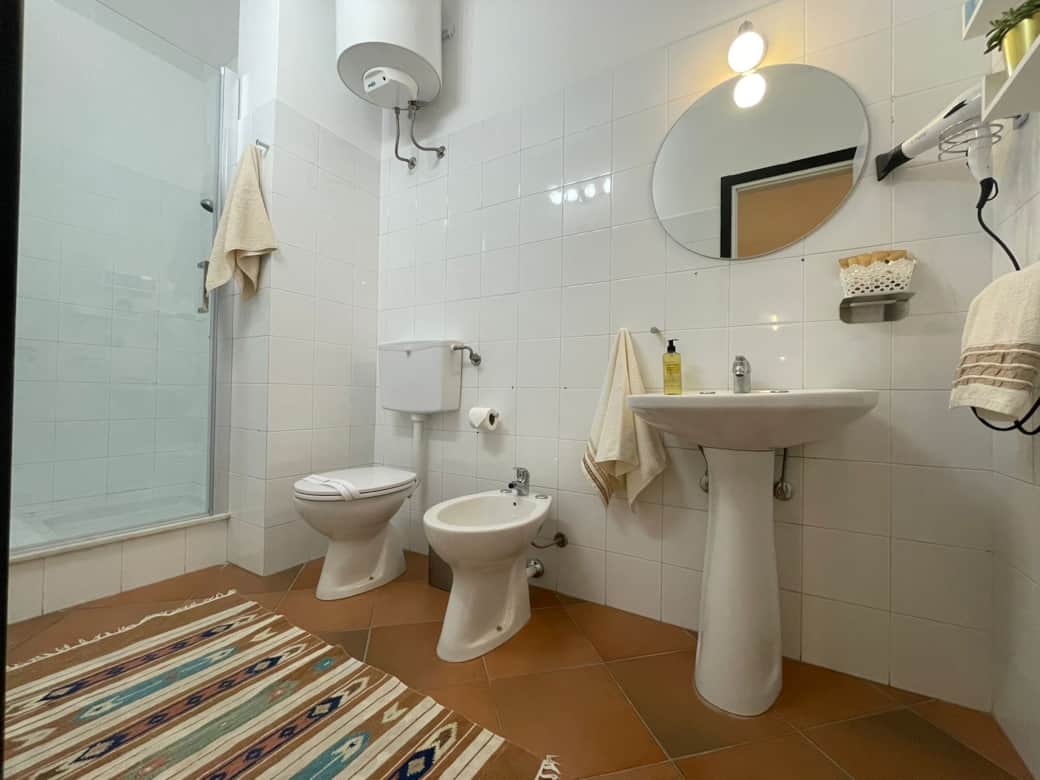 Stanza Gelso bagno2