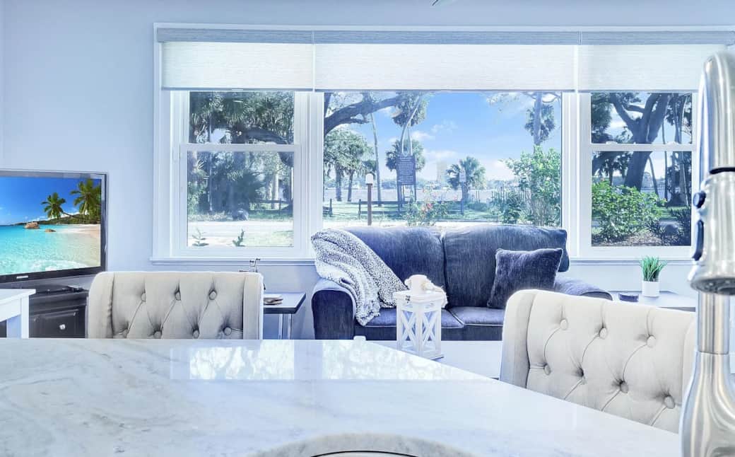 Dining and Living with a View