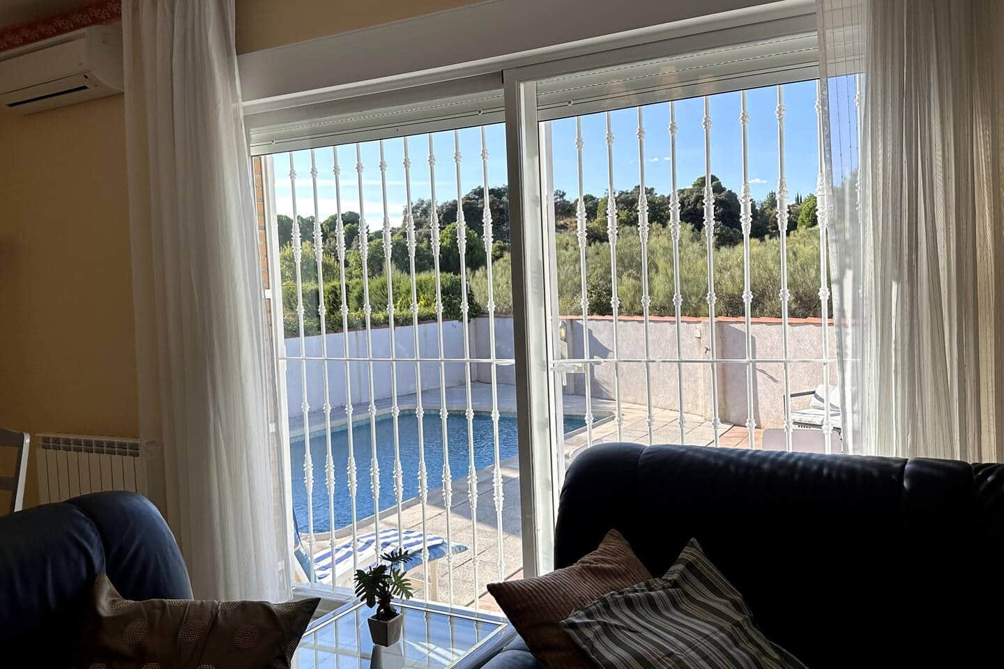 Chalet con piscina y tranquilidad — foto 9