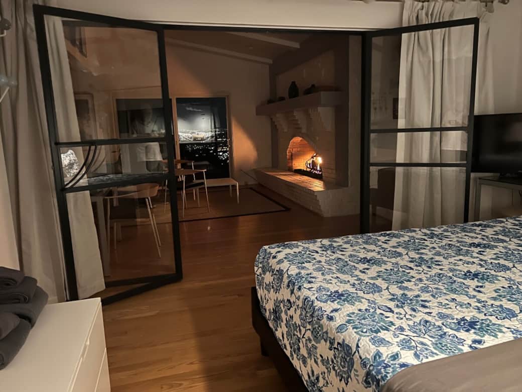 Owner's suite w cozy fireplace