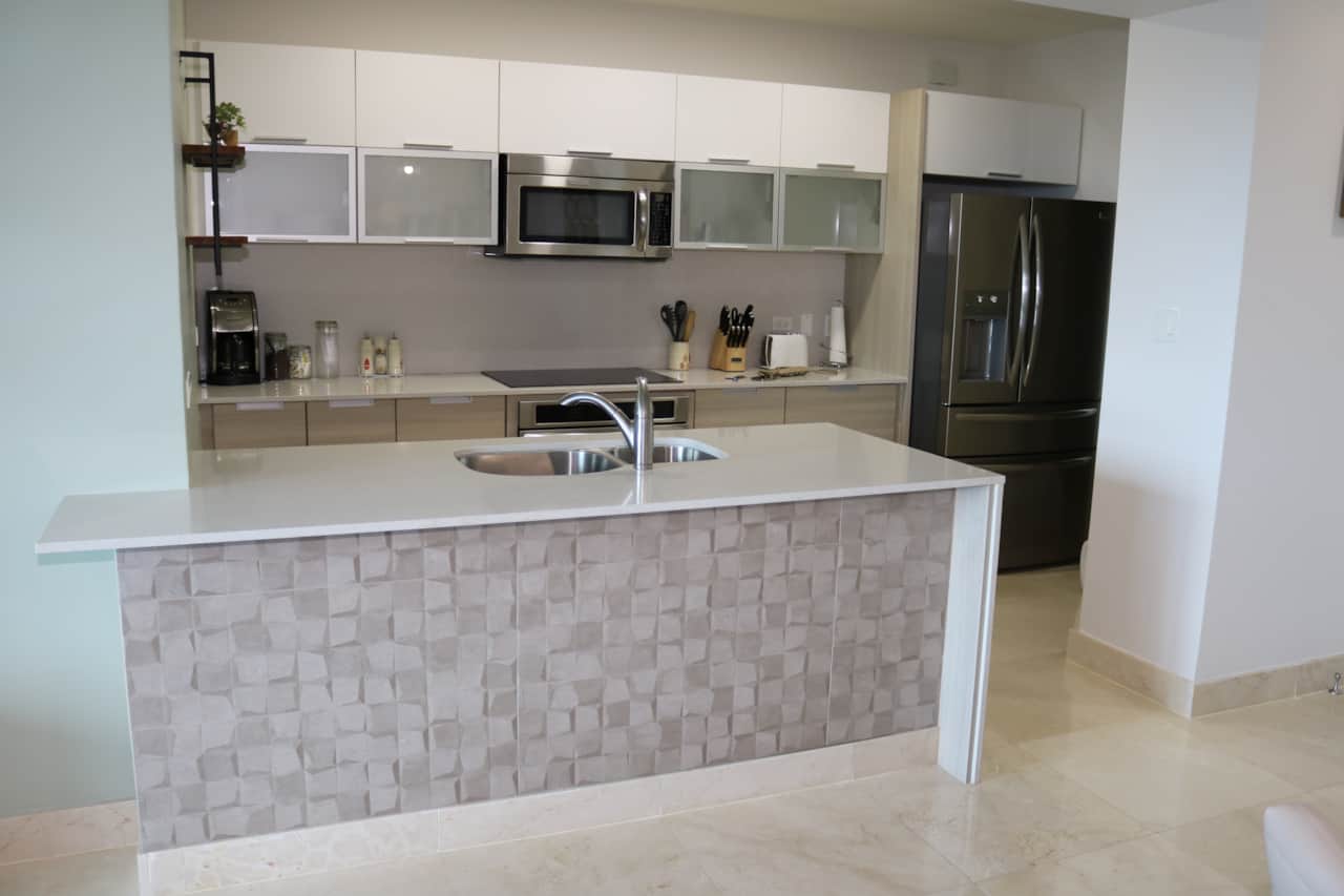 1 kitchen