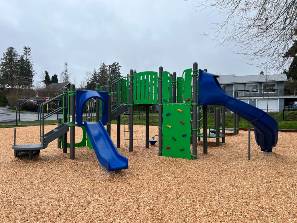 New playground at Kin Beach (March 2026)