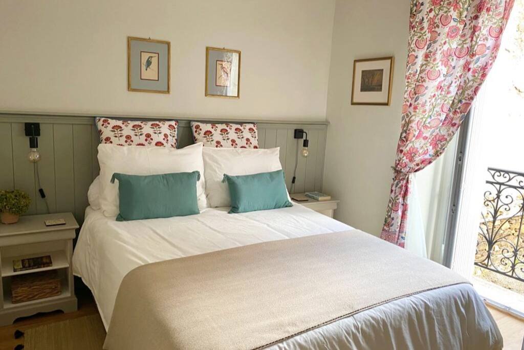 Beautiful ground floor apartment near Thermes