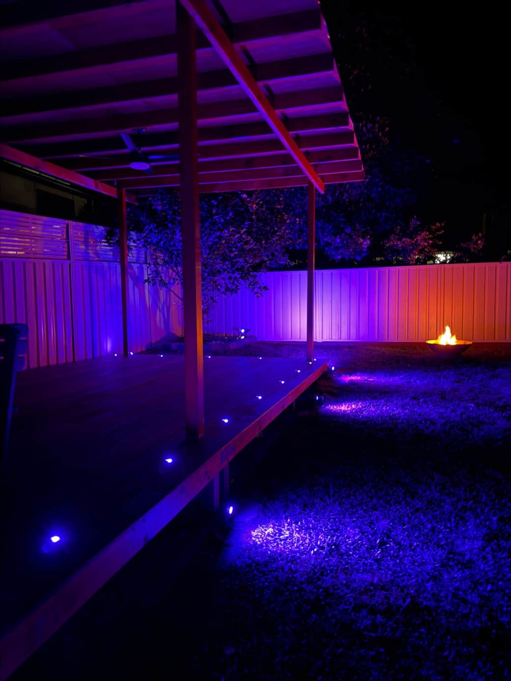Unwind together from sunset to 11 pm, surrounded by the enchanting glow of the deck’s spot lights, with customizable timer and color to suit your mood.