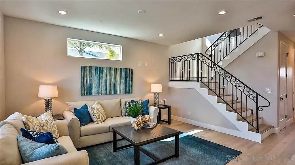 Modern Living AREA