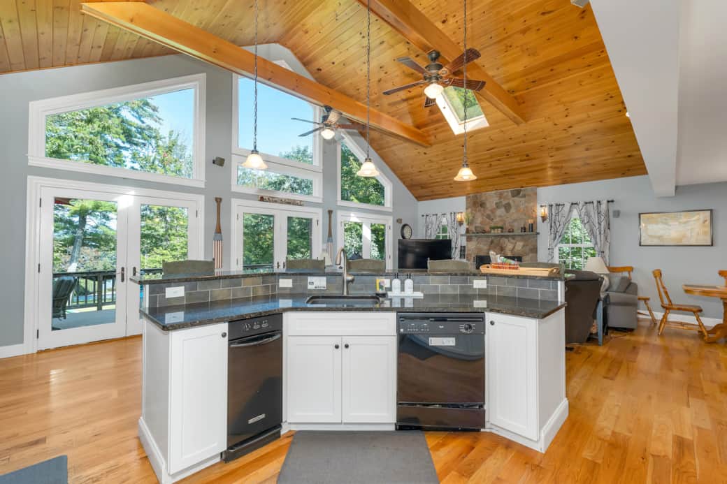7 Acorn Dr024 7 Acorn Dr024