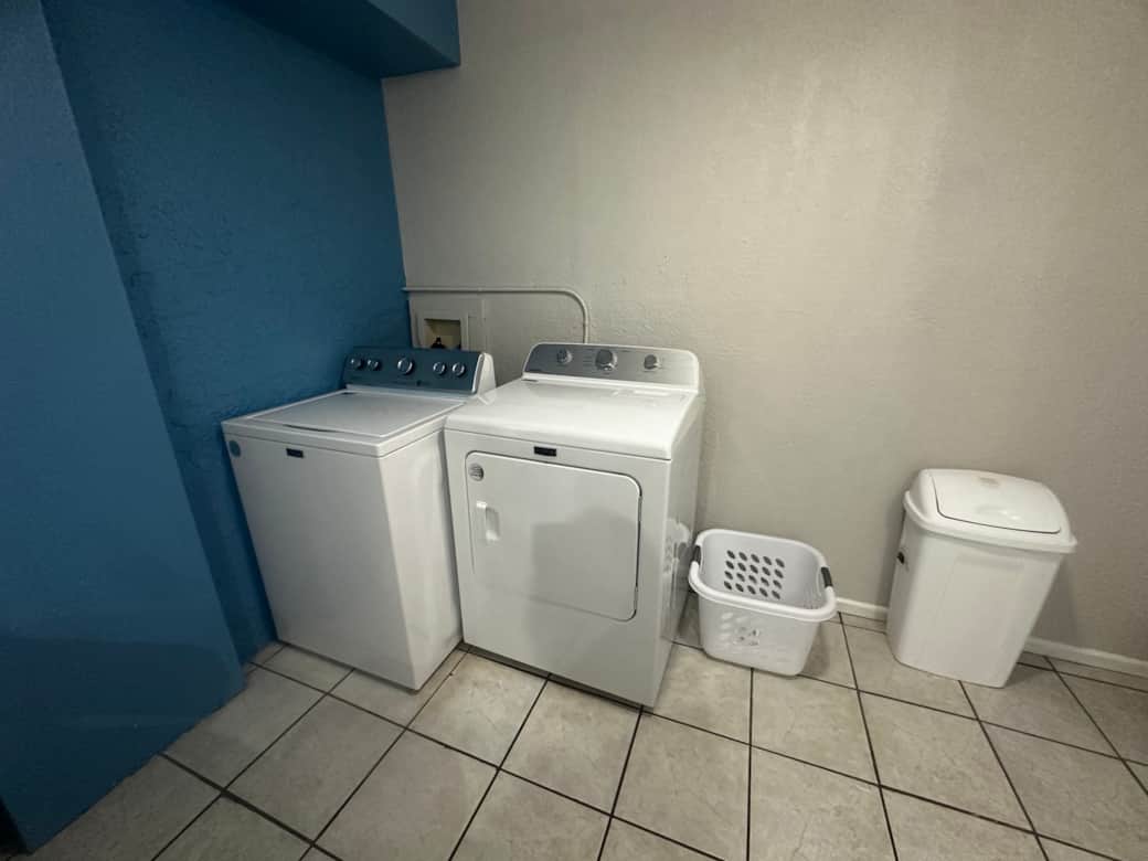 Washer and dryer for short or long stays 