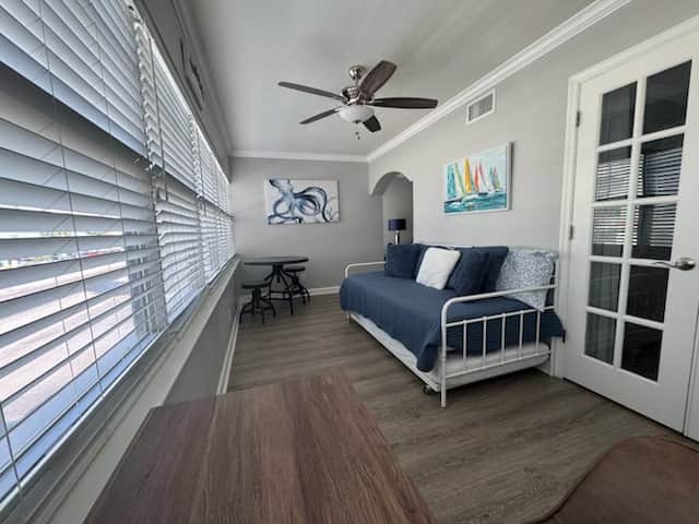 Fla sunroom with gulf view straight ahead, twin bed with twin trundle for more guests