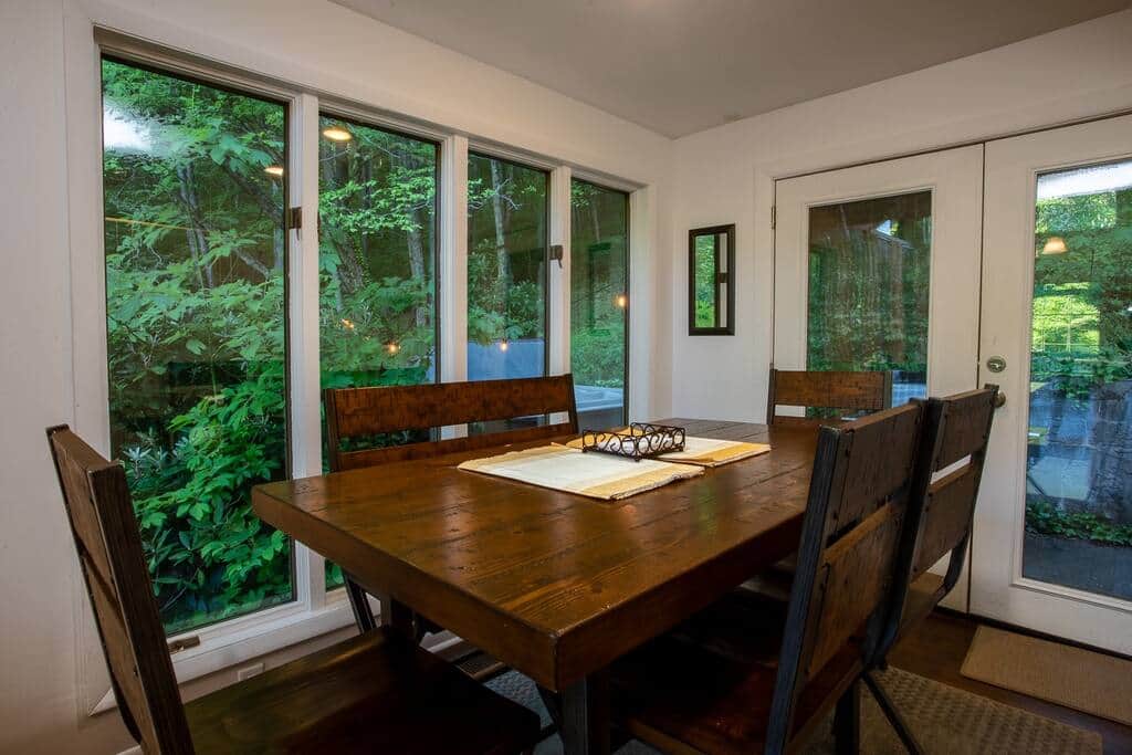 Enjoy a meal surrounded by floor to ceiling windows overlooking nature Enjoy a meal surrounded by floor to ceiling windows overlooking nature