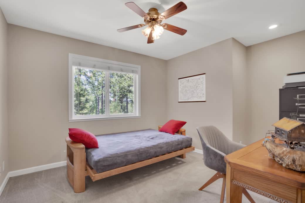 Office Space with Futon