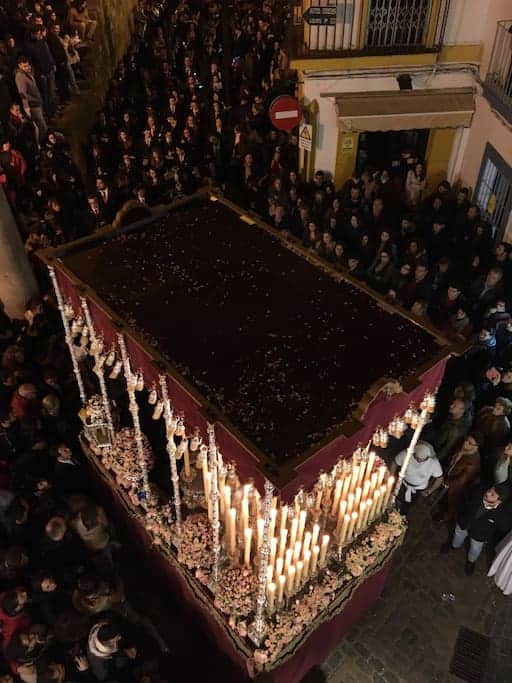 Nuestros balcones están en la carrera oficial de Semana Santa