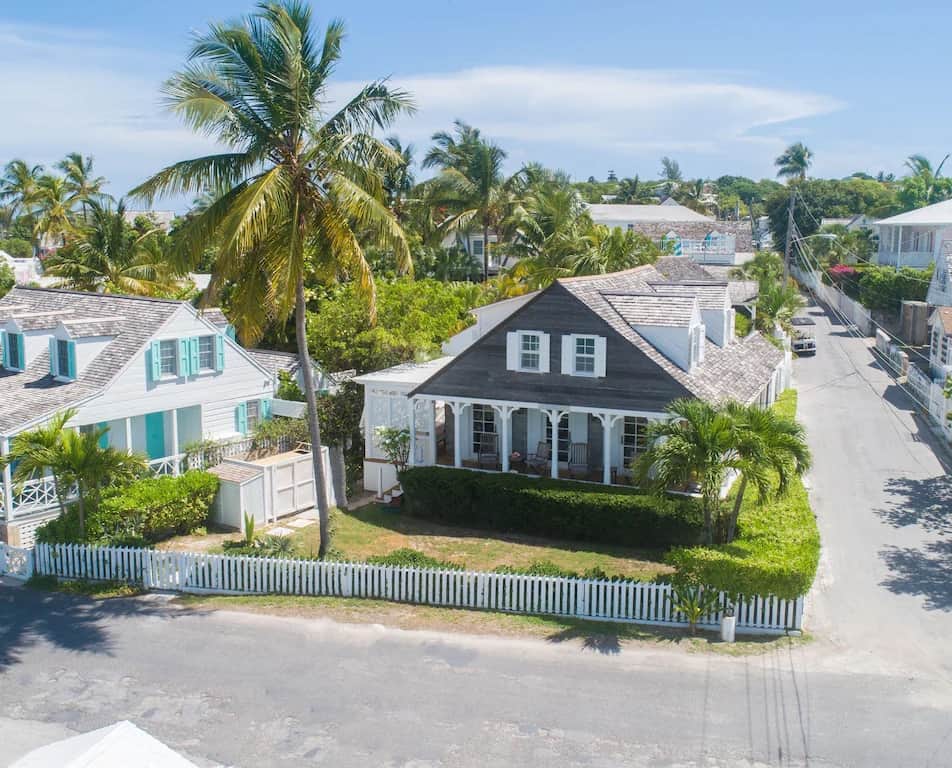 Rosebud Harbour Island Vacation Home in Dunmore Town