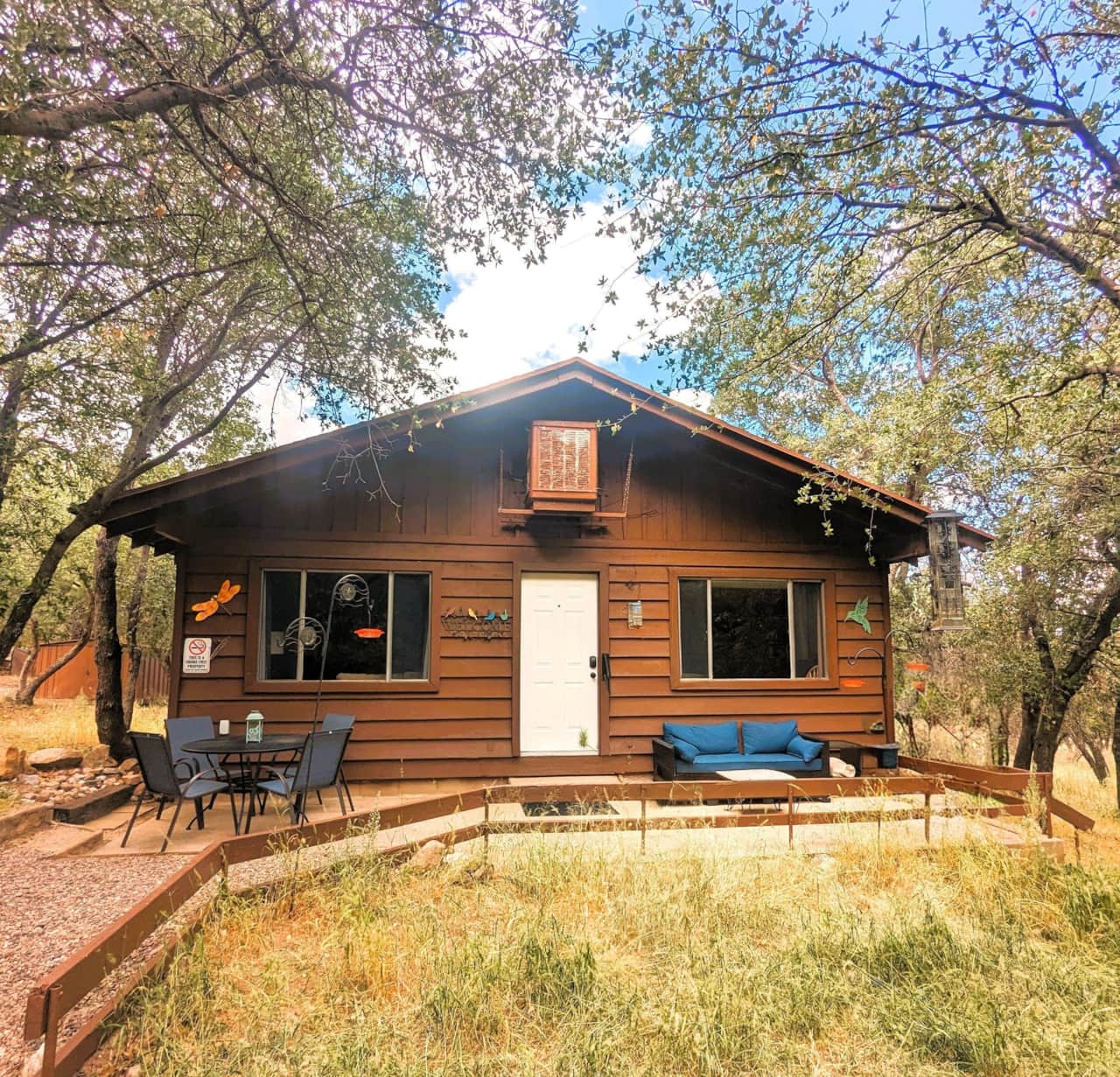 Hummingbird Cabin at Ramsey Canyon Cabins & Bird Sanctuary. Includes feeders and abundant wildlife.