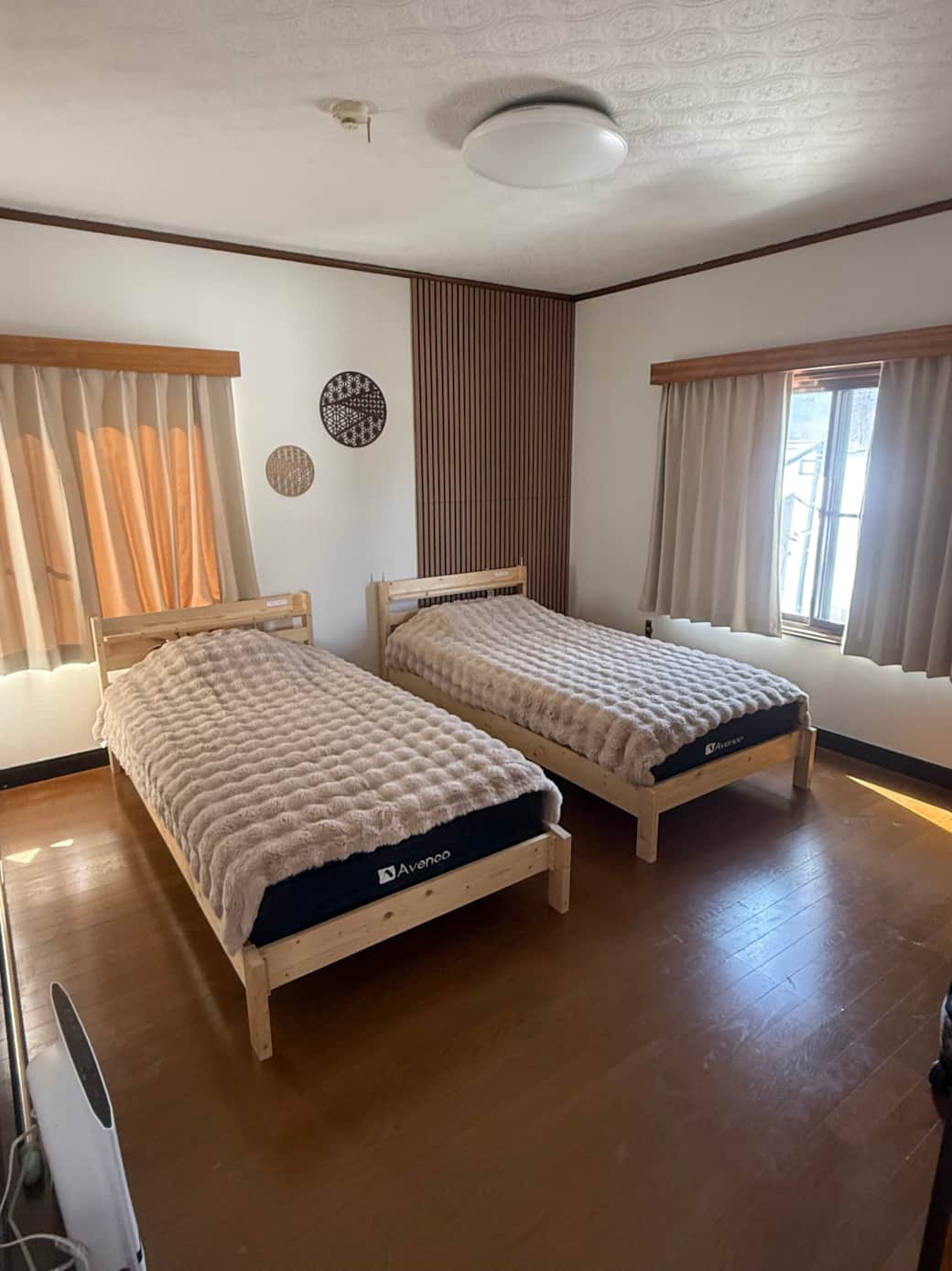 Bedroom 3 (Two single beds)