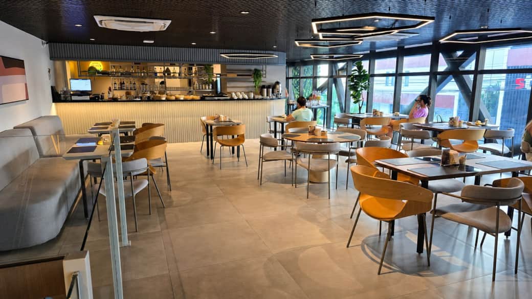 Coffee Shop