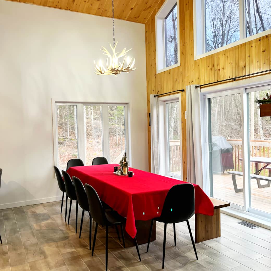 Holiday dining room Holiday dining room