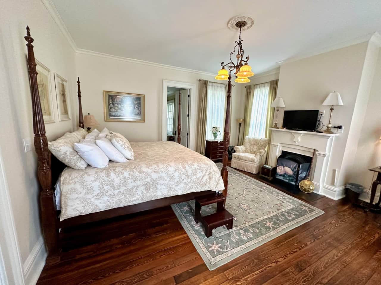 Bedroom