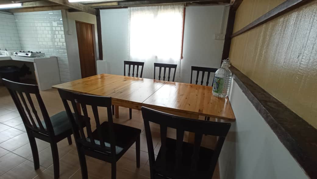 Dining Area Dining Area