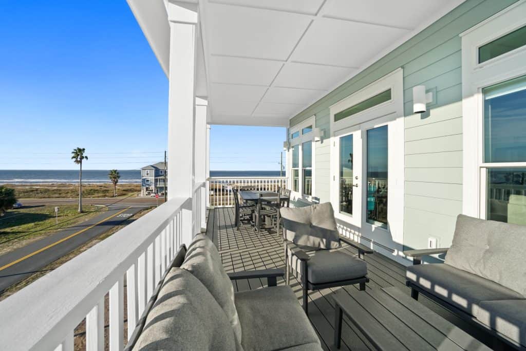 Top porch 1