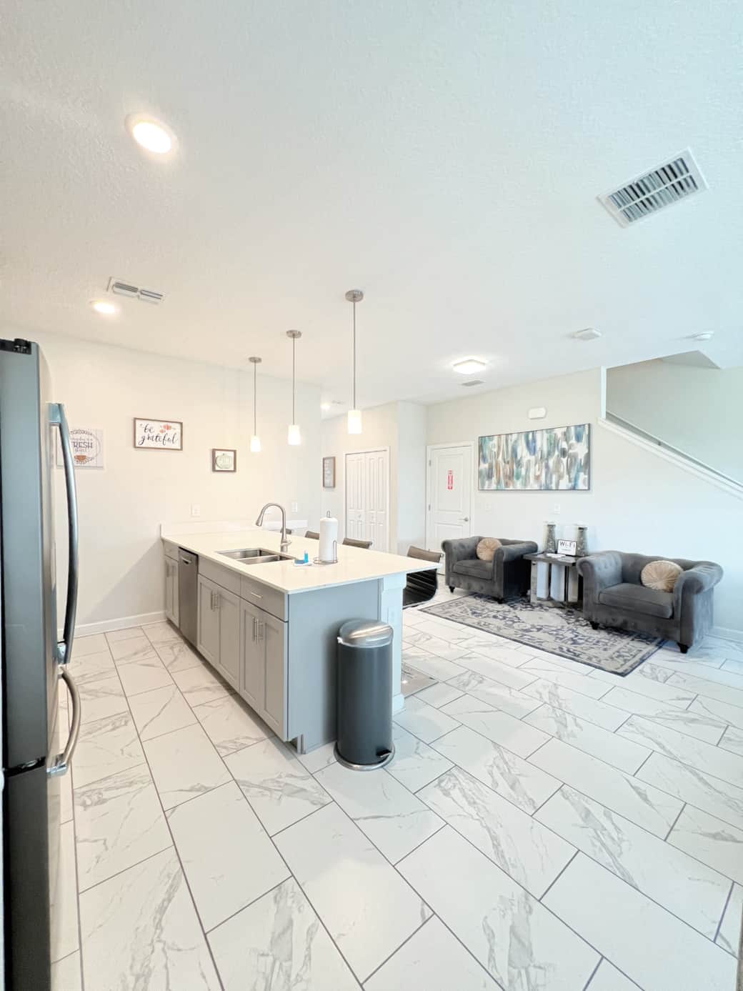 KITCHEN AREA