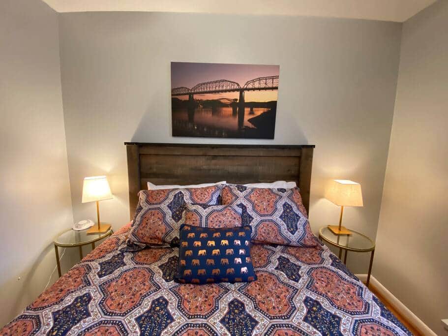 Our second bedroom also features a queen sized bed. 