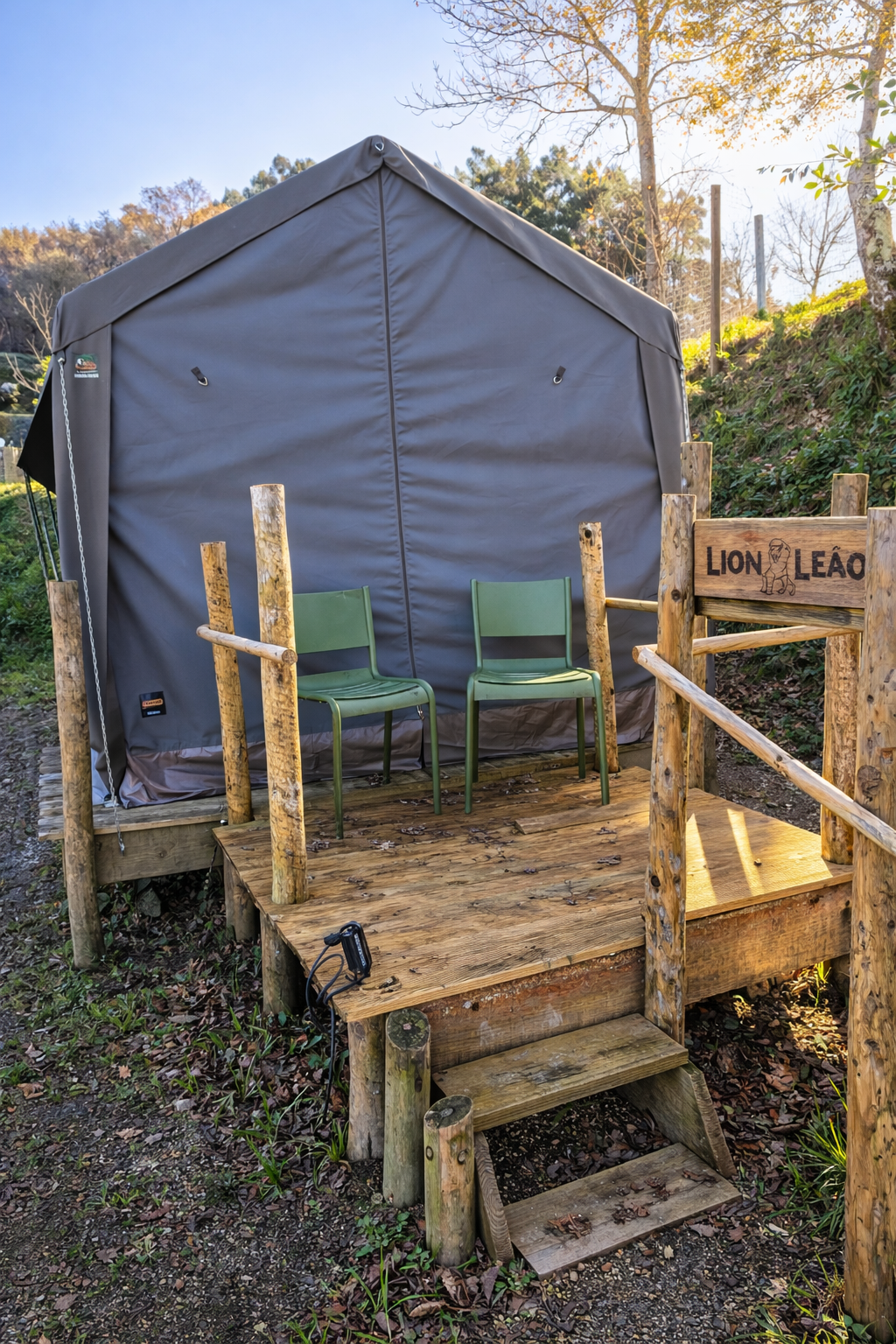 All our safari glamping units offer the same thoughtfully designed interior, combining comfort and simplicity in nature.Each unit is prepared with either a single bed or a king-size bed, and the preferred configuration is confirmed with every guest prior to arrival to ensure a comfortable stay.