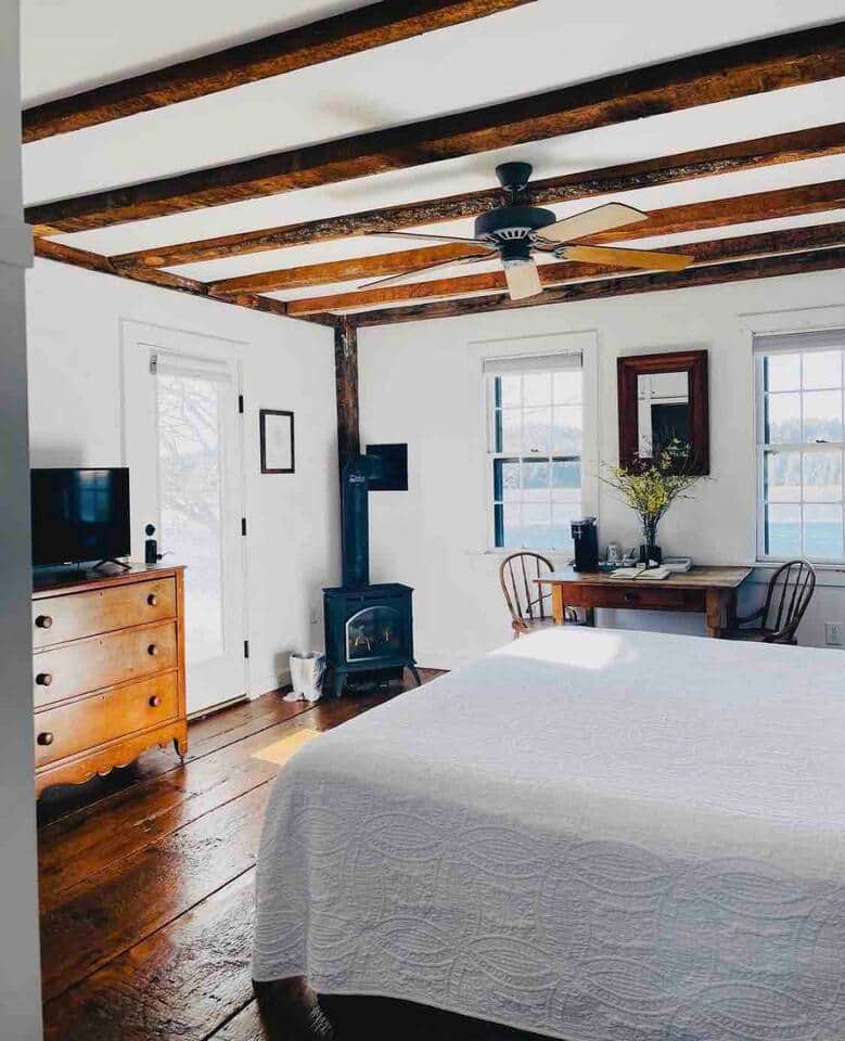 Tv, Desk, Propane Fireplace