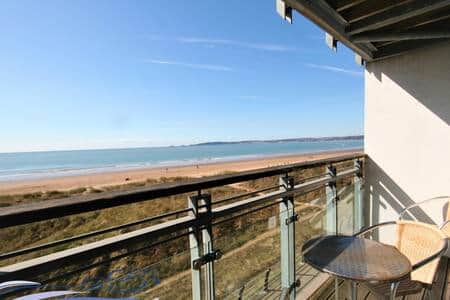 Lounge Balcony