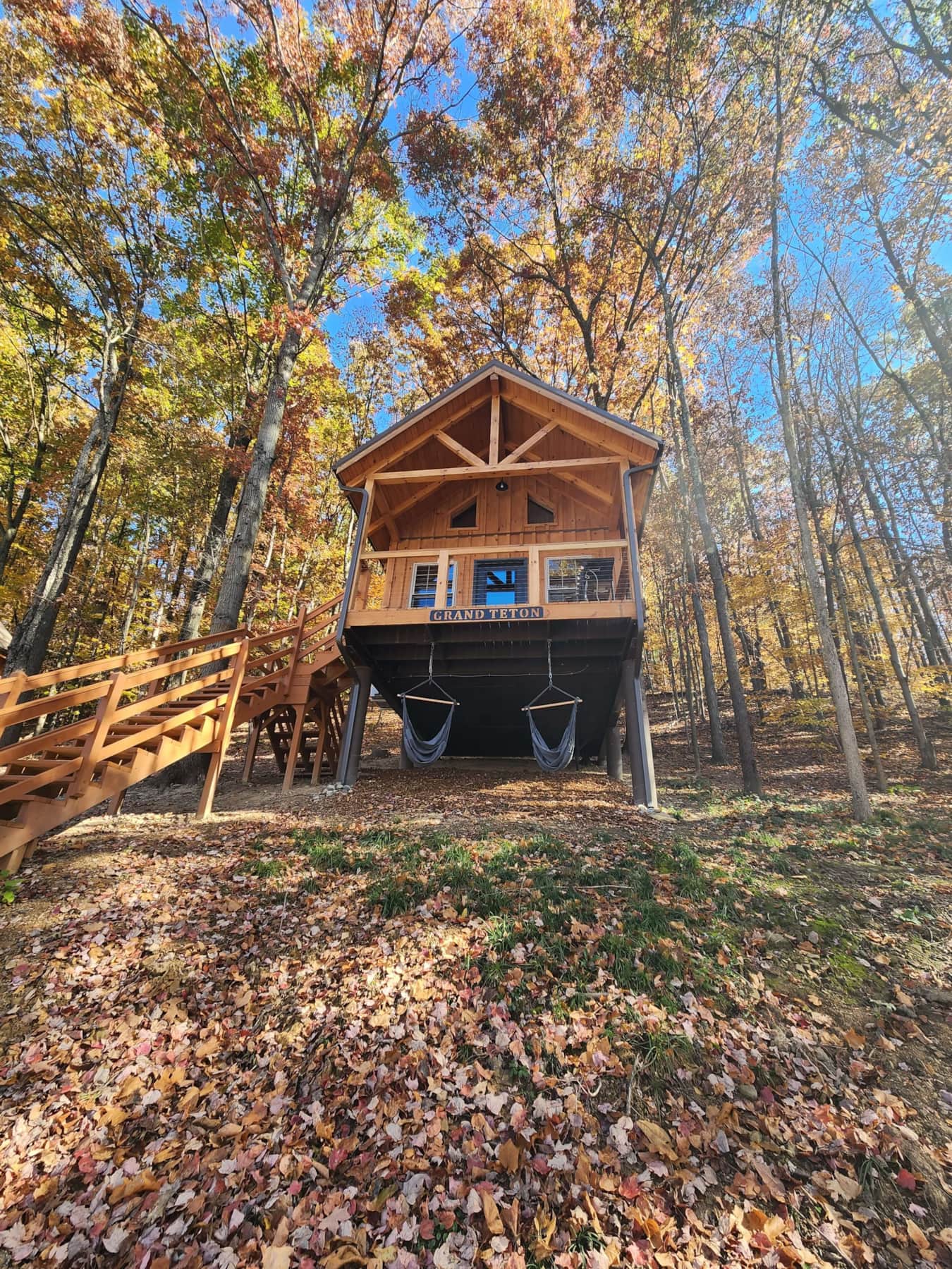 クラブ CABIN Mount Randolph Cabin: Wyoming Lodging at Hatchet Resort