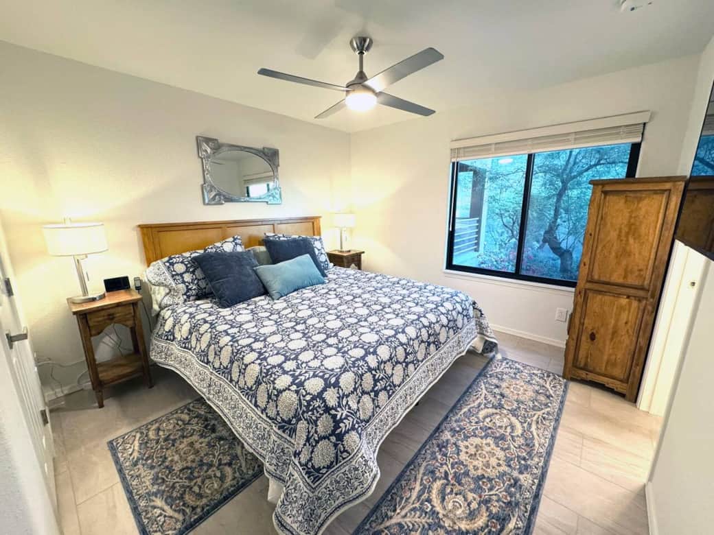 Master Bedroom Master Bedroom