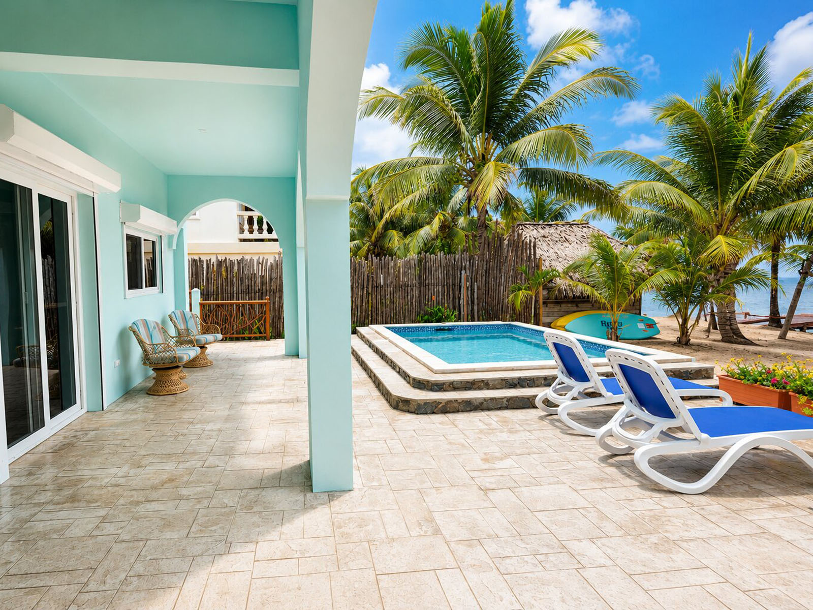 Outdoor Living Photo 3